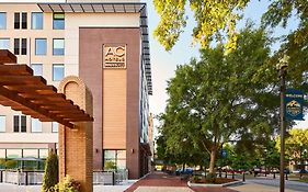 Ac Hotel By Marriott Columbus Downtown